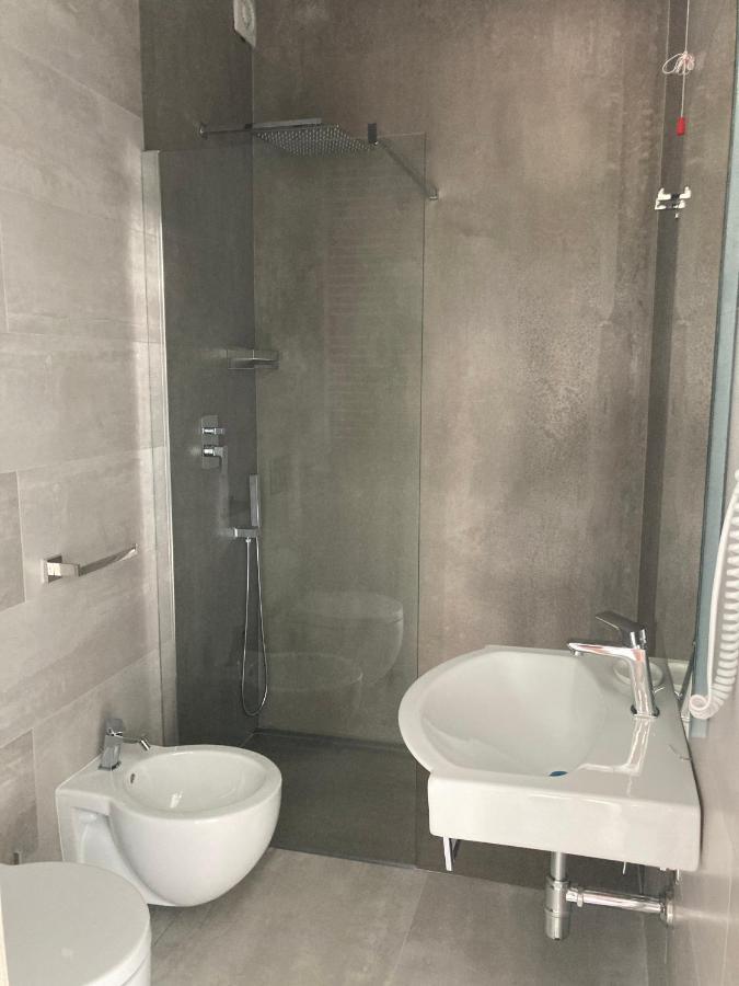 Residenza Timpa Janca Apartment วิโบ วาเลนเซีย มารินา ภายนอก รูปภาพ