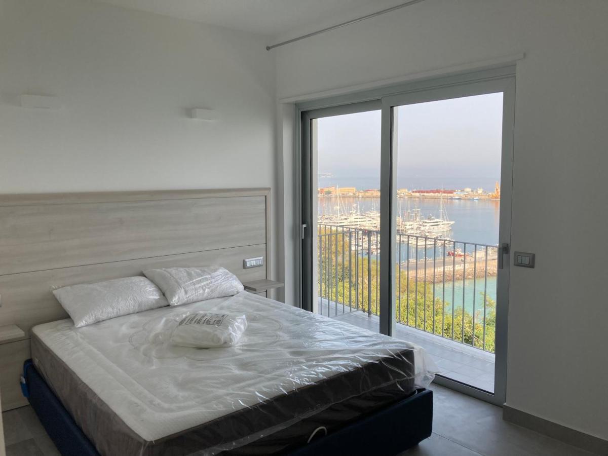 Residenza Timpa Janca Apartment วิโบ วาเลนเซีย มารินา ภายนอก รูปภาพ