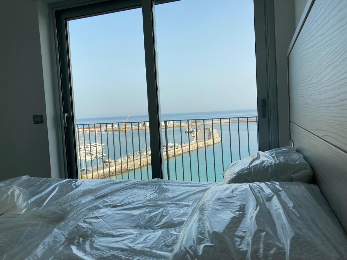Residenza Timpa Janca Apartment วิโบ วาเลนเซีย มารินา ภายนอก รูปภาพ
