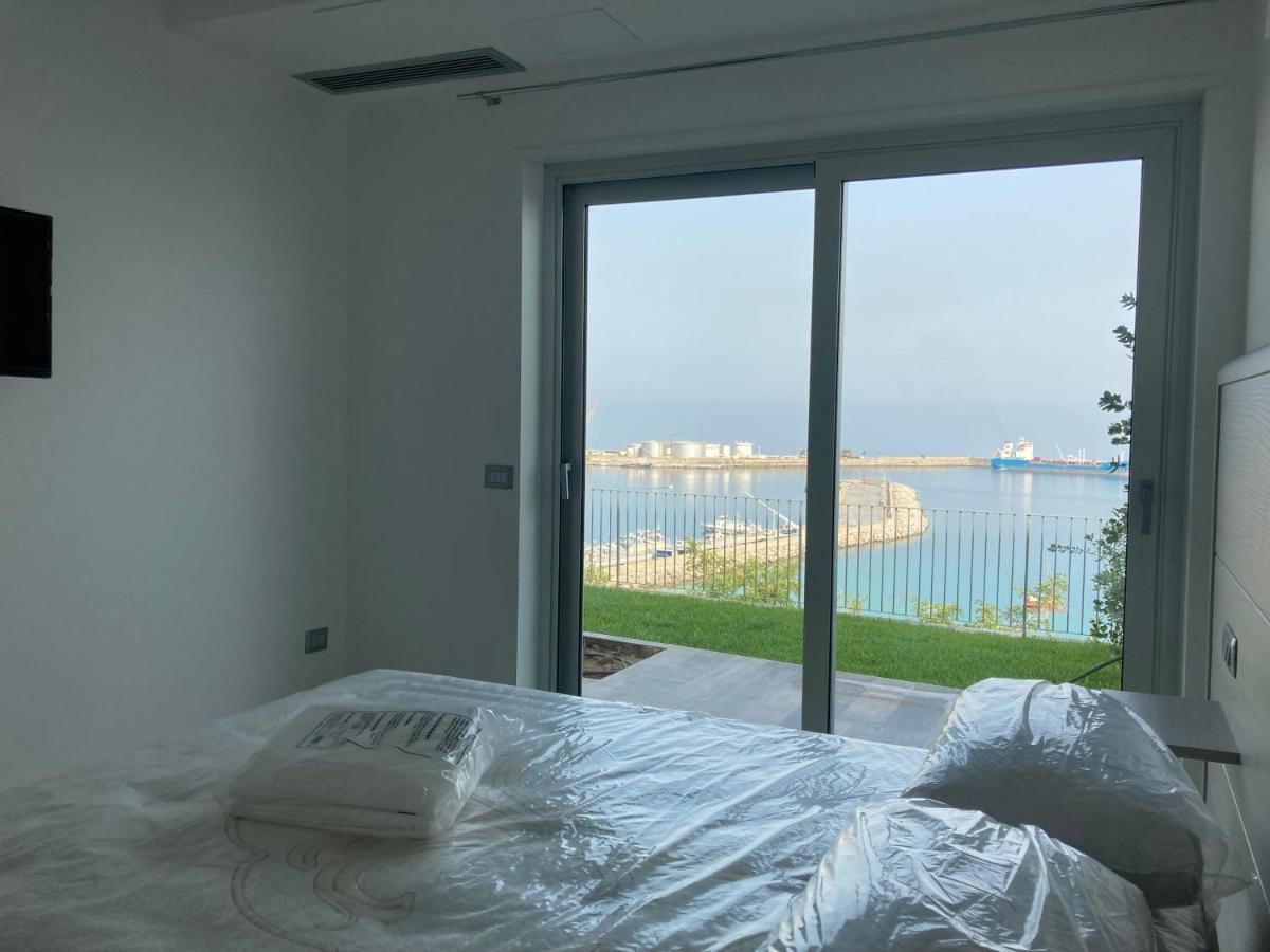Residenza Timpa Janca Apartment วิโบ วาเลนเซีย มารินา ภายนอก รูปภาพ